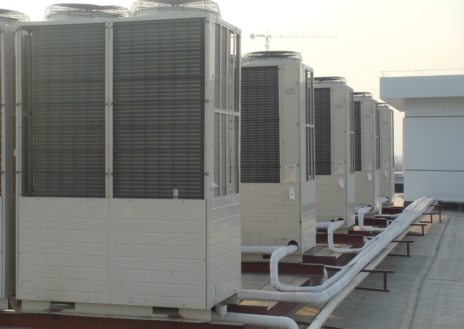 沈陽中央空調(diào)維修 高效維護(hù)確保單位舒適環(huán)境